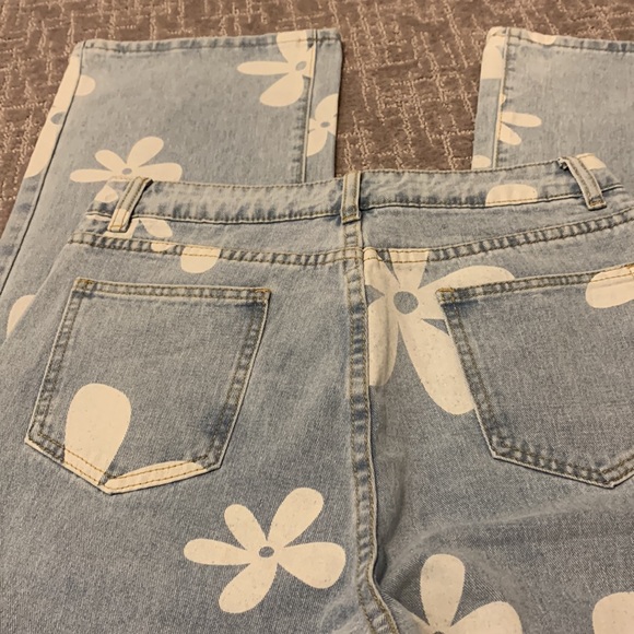 Jeans - Picture 4 of 4